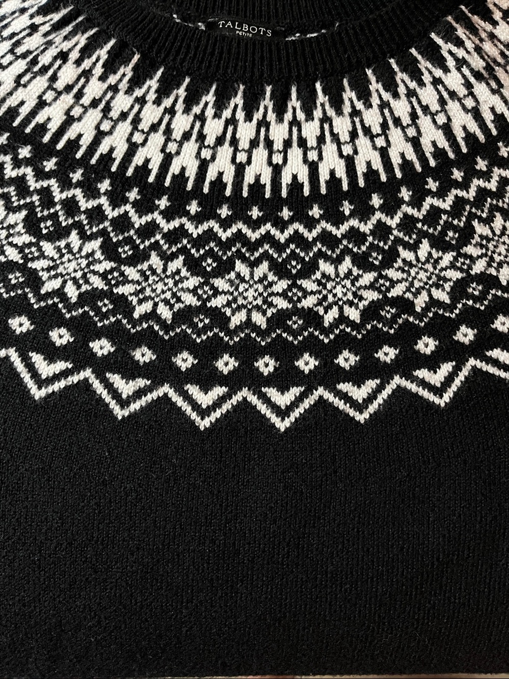 TALBOTS Black Crewneck
Spirited Fair Isle Sweater SZ: MP NWOT - Picture 5 of 6
